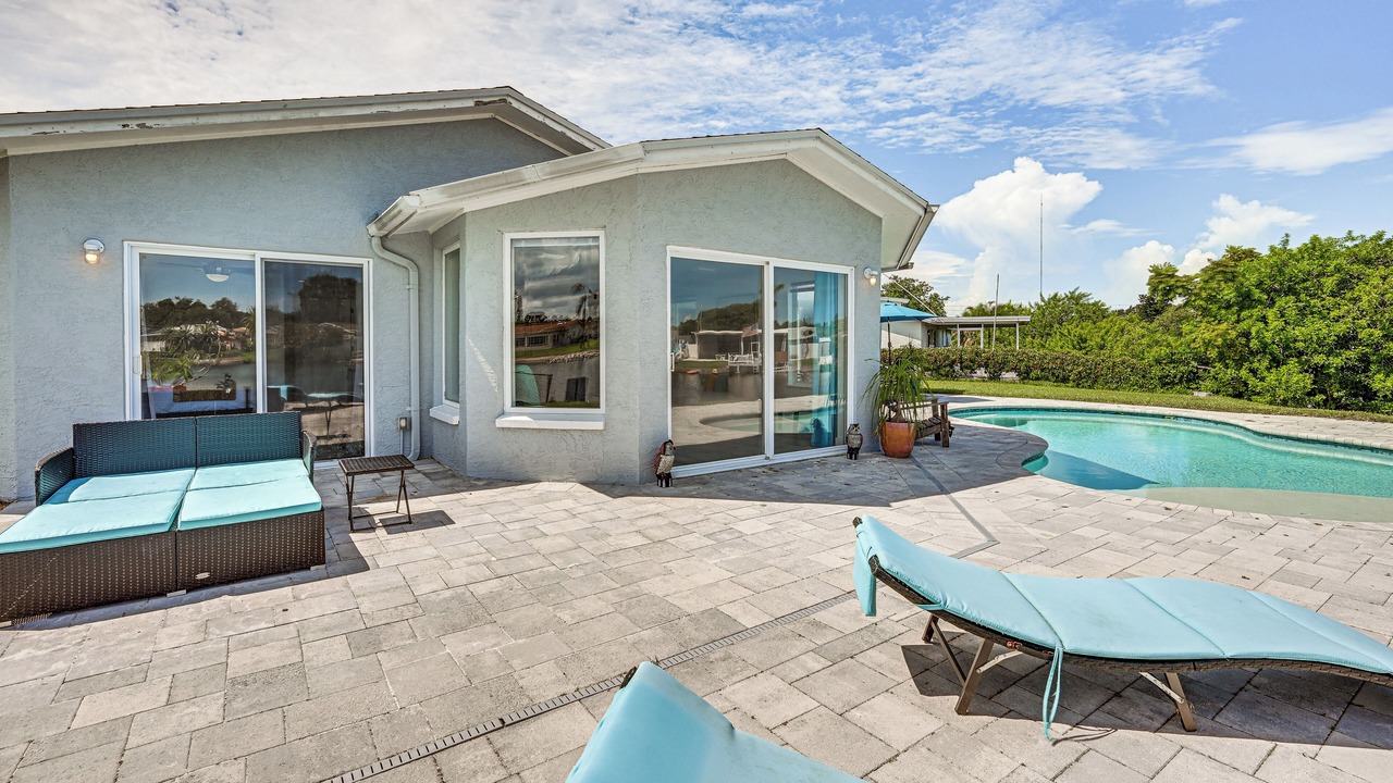 Photo of Others in Tahitian Homes
