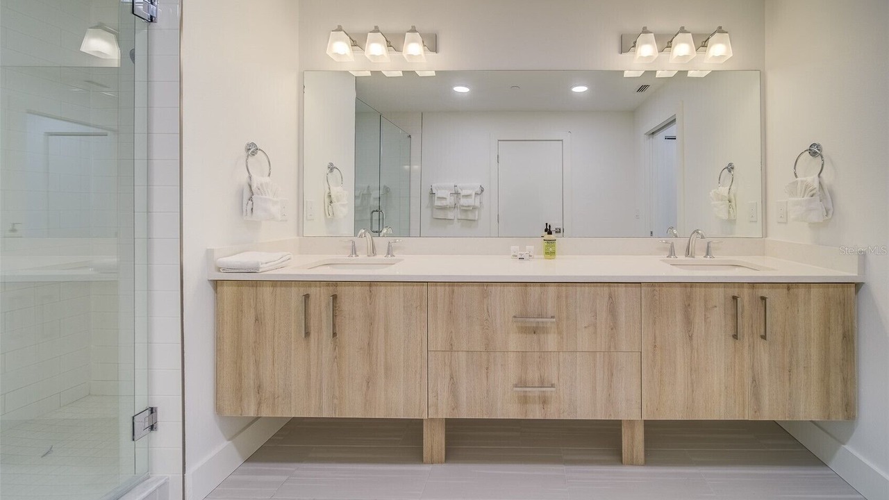 Photo of Bathroom in Island Estate