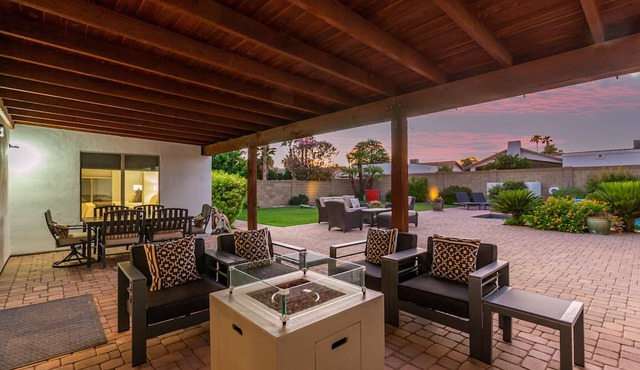 Scottsdale Resort-Style Getaway| Pool, Spa & Fire Pit Haven in Scottsdale