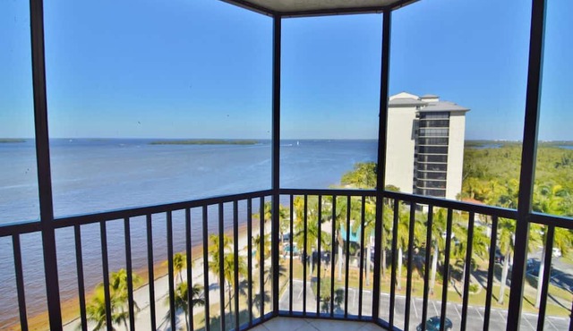 Sanibel Harbour Resort Bay View Tower 837: Unwind & recharge in the wrap-around lanai. in Fort Myers