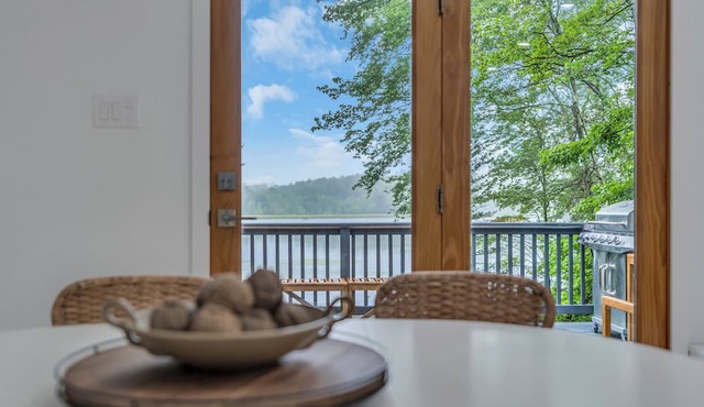 Luxury Lakefront Retreat with Hot Tub, Private Dock, and Gorgeous Sunset Views! in Blakeslee