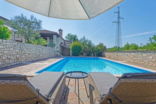 Villa Kluni by Rent Istria in Momjan